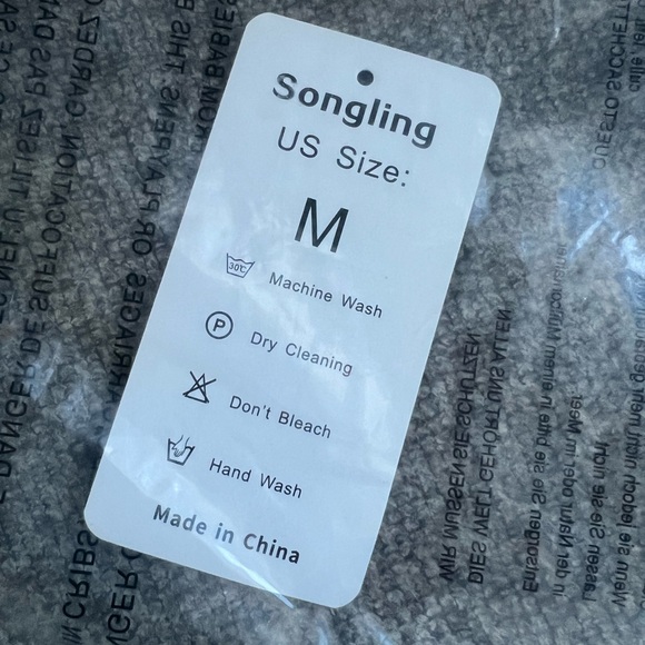 Green Quilted Puffer Jacket - Picture 13 of 13